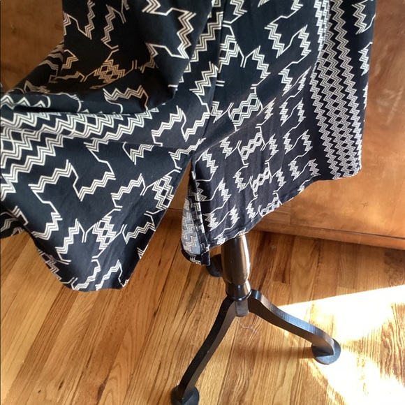 LuLaRoe Side Slit Top - Picture 6 of 8